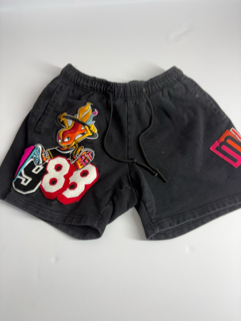 Men's Black Graphic Patch Drawstring Shorts
